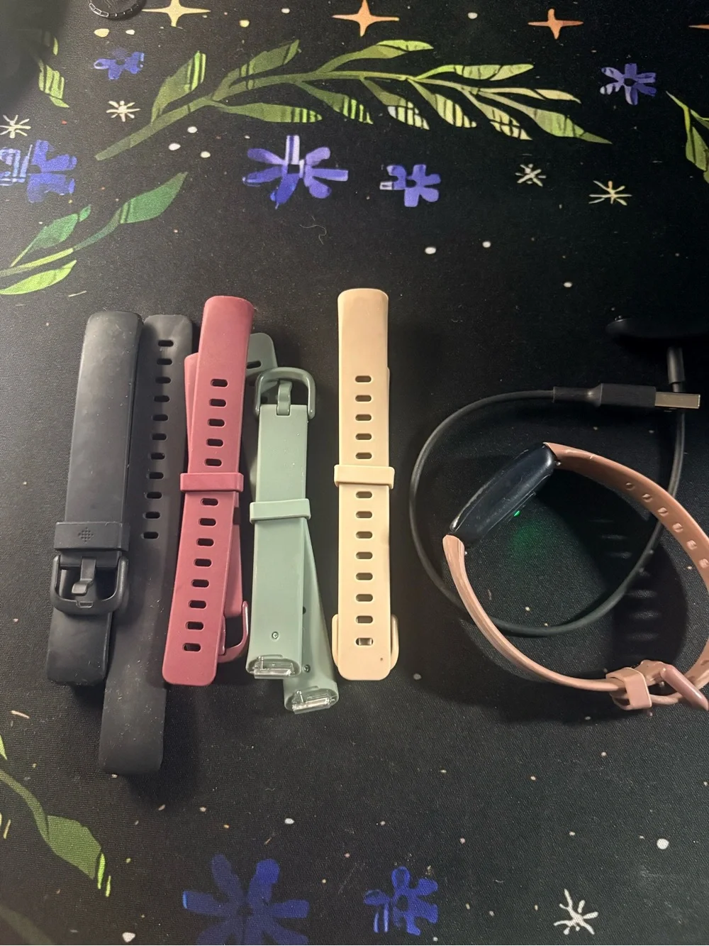 Fitbit Inspire 2 Activity Fitness Smart Watch Tracker w/ Charger & 5 Bands